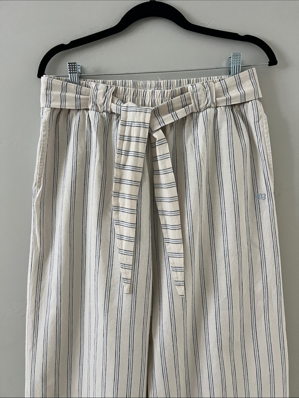 ALBION COTTON PANTS - LIKE NEW